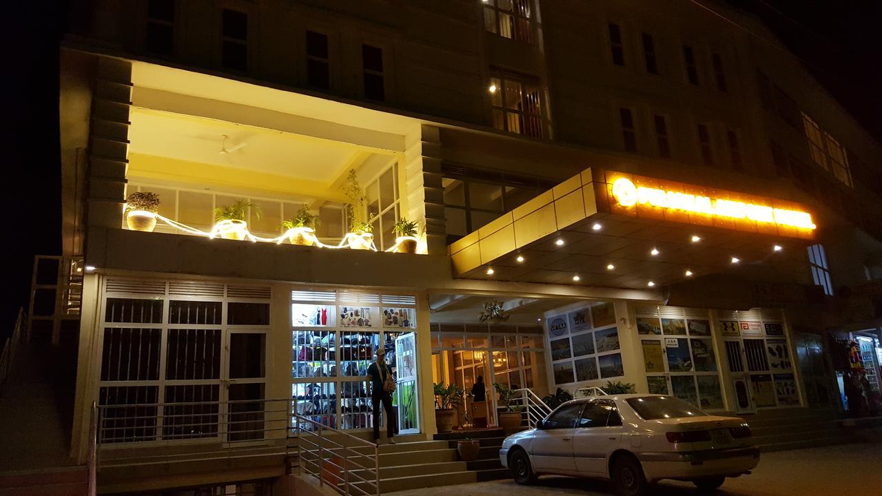 Pulickal Airport Hotel Entebbe Exterior foto